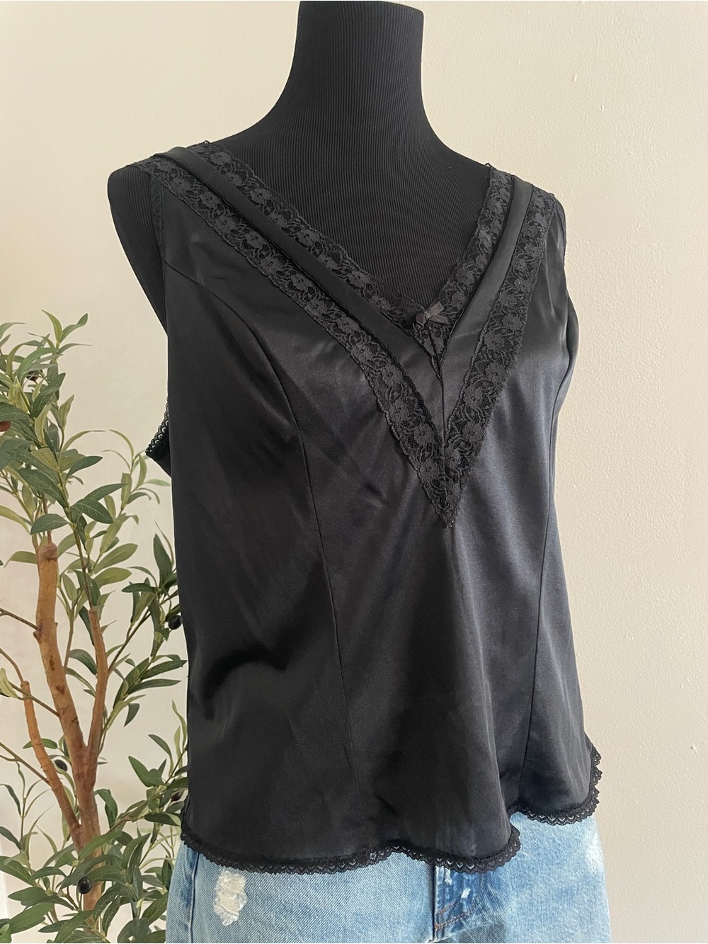 Vintage Ashley Taylor | Size L Slip Camisole